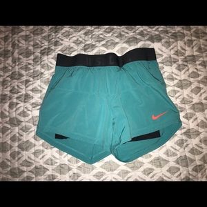 Running shorts