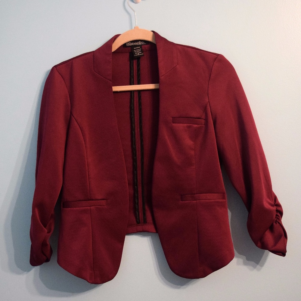STOOSHY Stretchy Magenta Blazer - M