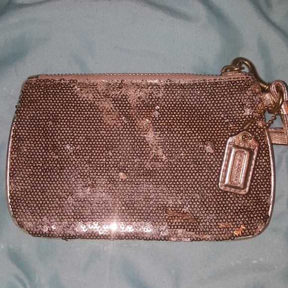 Coach wristlet - Picture 3 of 4