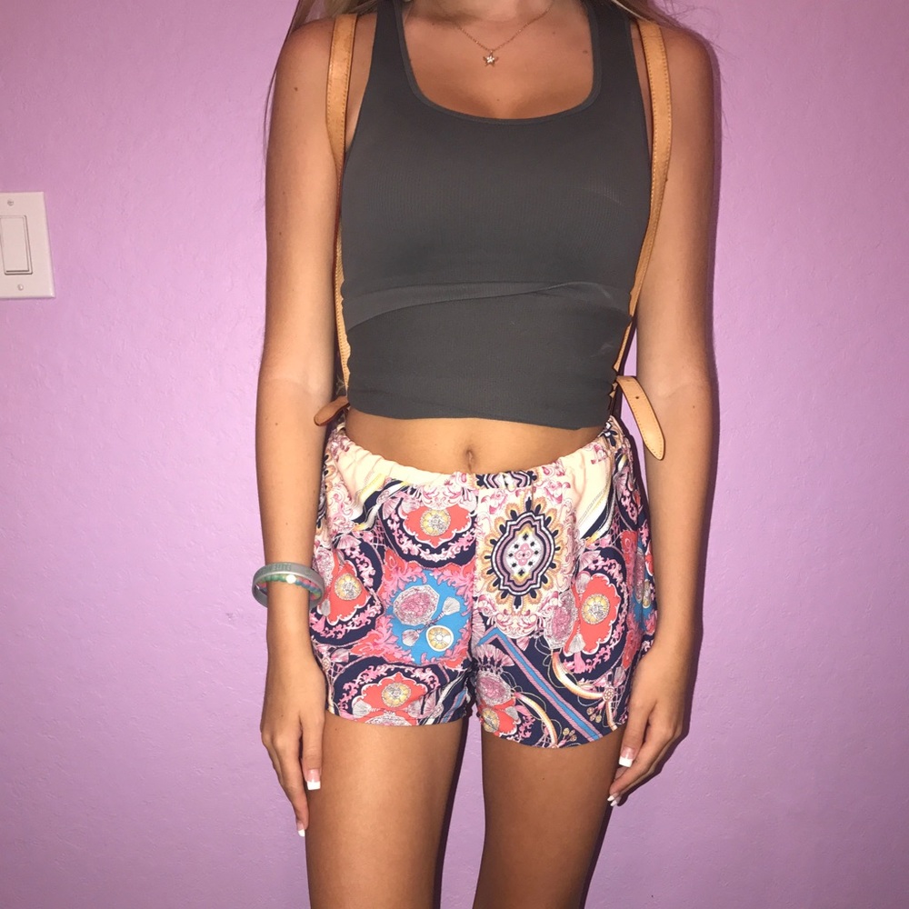 Patterned shorts
