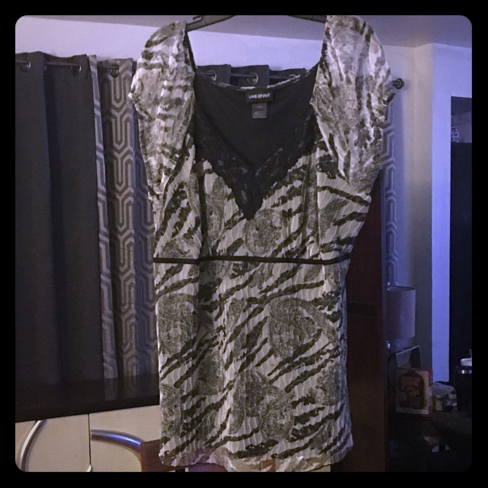 Lane Bryant Size 22/24 Lacey,Caped Sleeved Top!