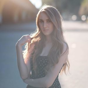 Meet your Posher, Kaitlynn