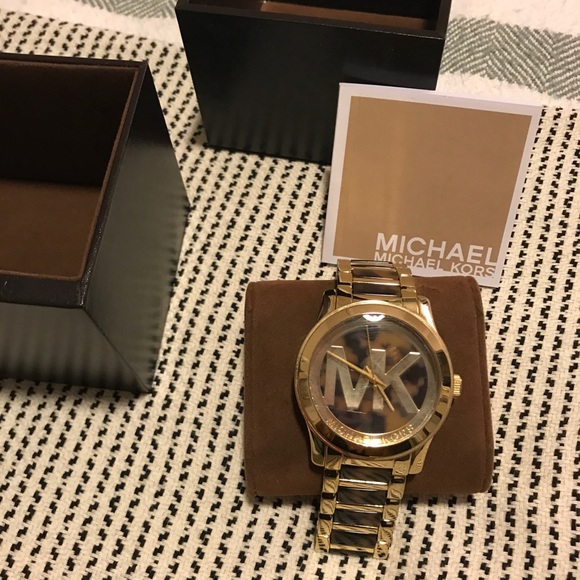Michael Kors watch - Picture 1 of 3