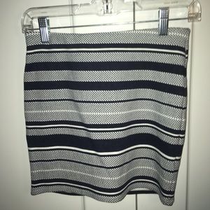 NEW Zara pencil skirt