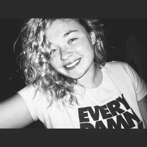 Meet your Posher, Shana