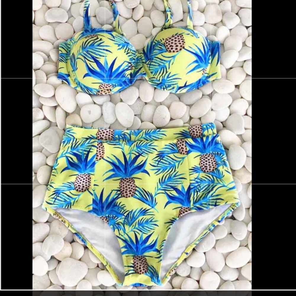 NWT Pineapple bra cup high waist bikini 🍍 👙