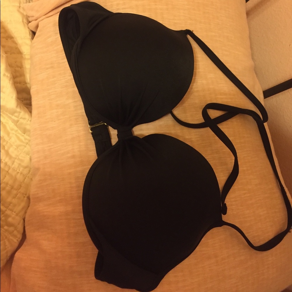 Black swimsuit top/ Padded
