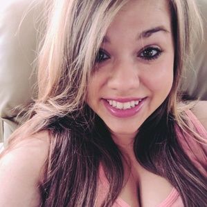 Meet your Posher, Leanna