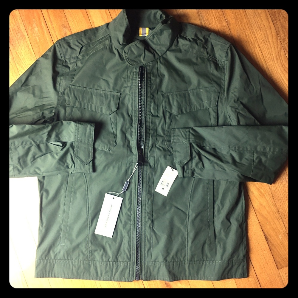 Windbreaker jacket size M