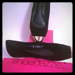 Shoedazzle Flats