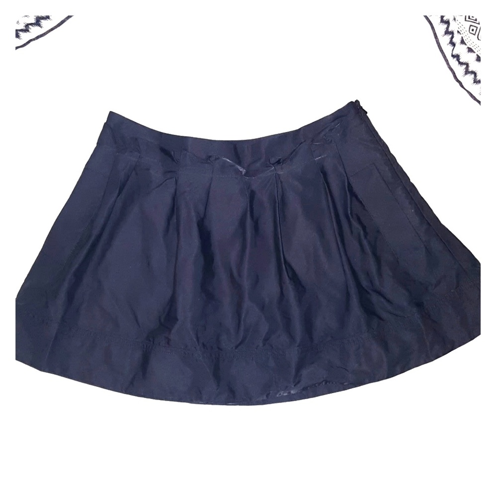 Gathered waist black mini skirt