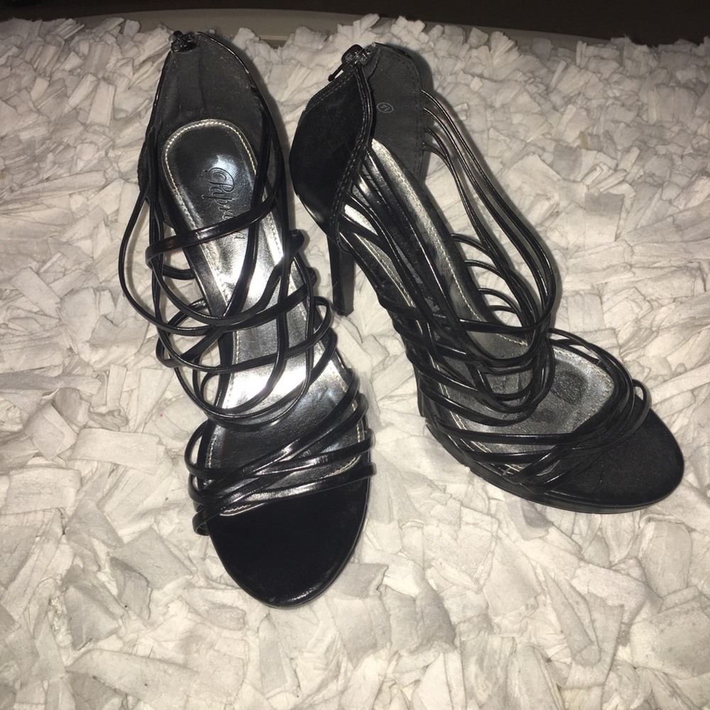** FINAL SALE ** Black Strappy Heels