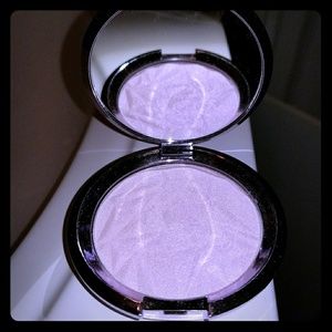 Limited Edition Becca Shimmering Skin Perfector