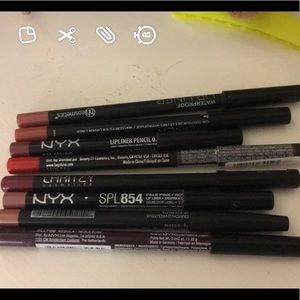 Used lipliner bundle