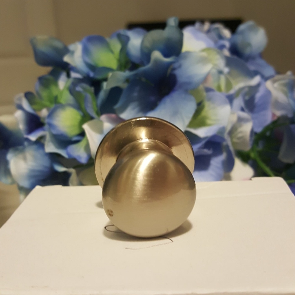 *SOLD* SET of 18 Silver Dresser Knobs