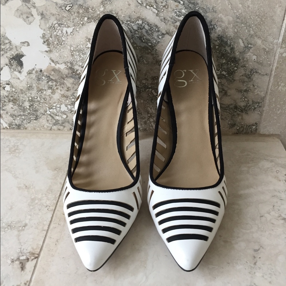 Addie Pointy Toe Pump GX by Gwen Stefani