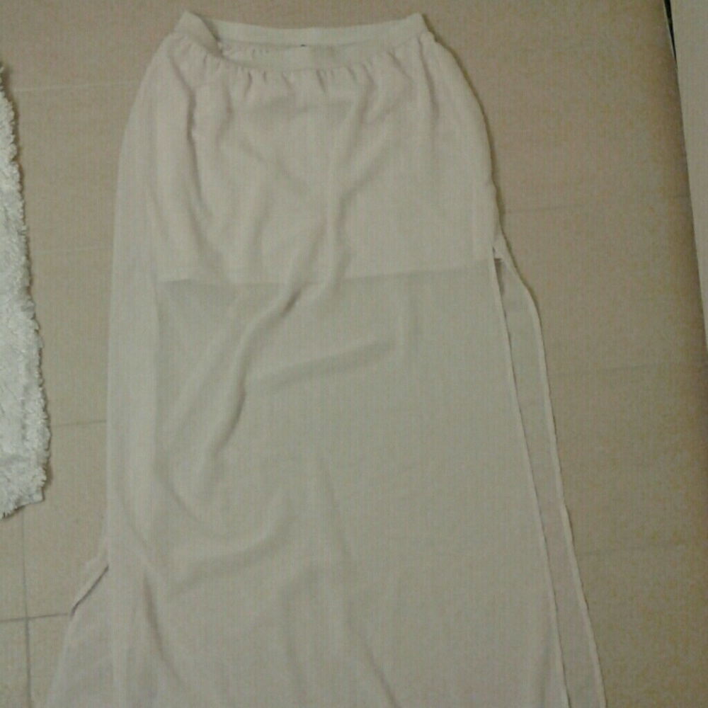 Maxi skirt