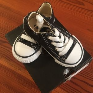 NWB- Infants Converse Allstars.