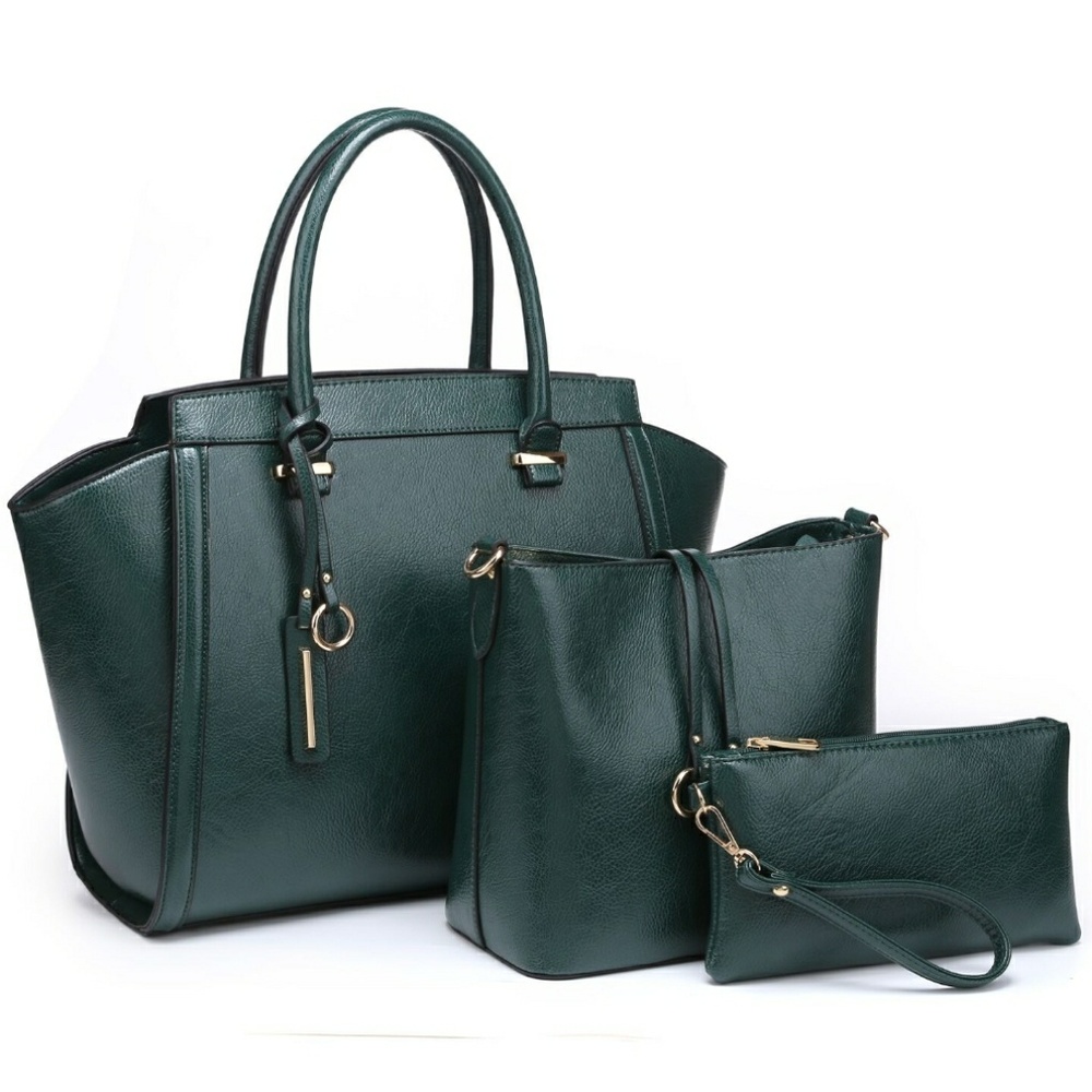 2C Collection! Bag in a bag plus wristlet