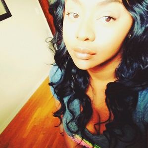 Meet your Posher, Latoya