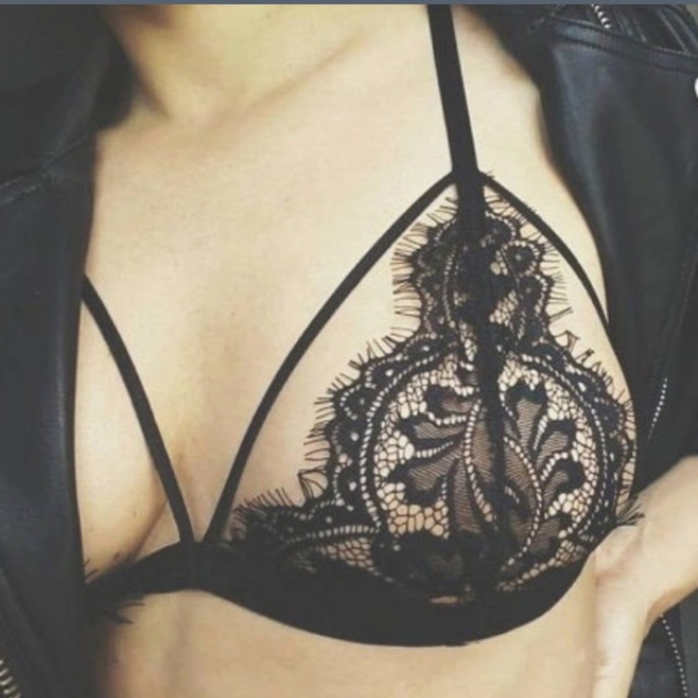 Sexy Black lace bralette!