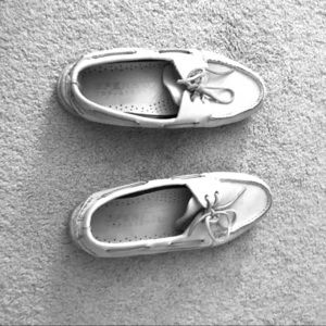 WHITE Sperrys