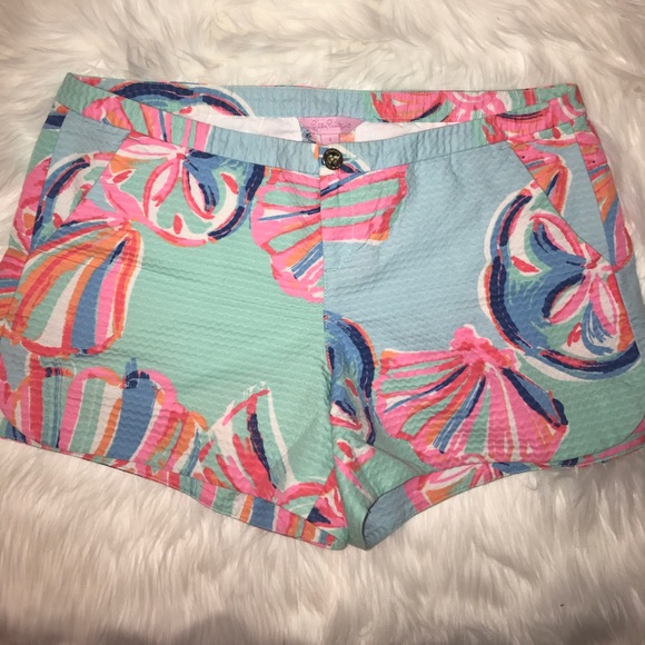 Lilly Pulitzer Pants - Lilly Pulitzer Shell Ocean Sea Print Shorts Size 8