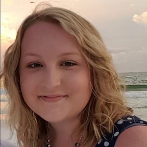 Meet your Posher, Ashleigh