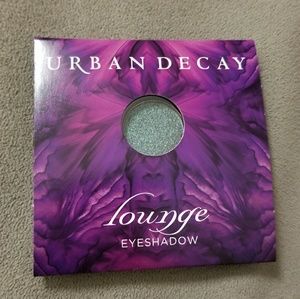 Urban Decay Lounge Eyeshadow sample