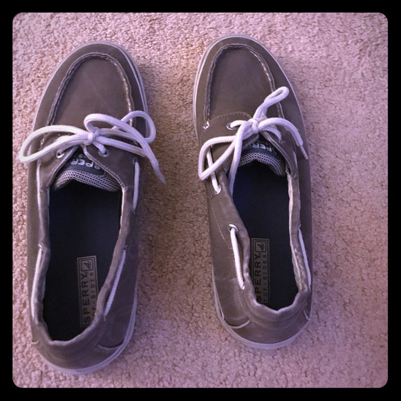 Grey Sperrys - Picture 1 of 1