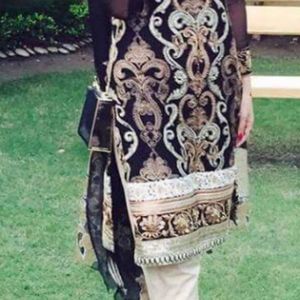 Meet your Posher, Nina