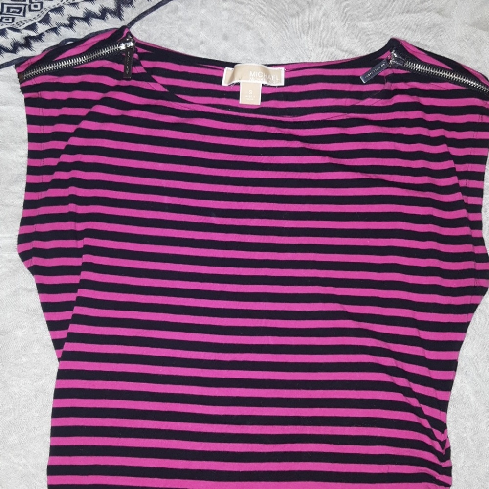 Michael Kors zipper sleeveless top EUC