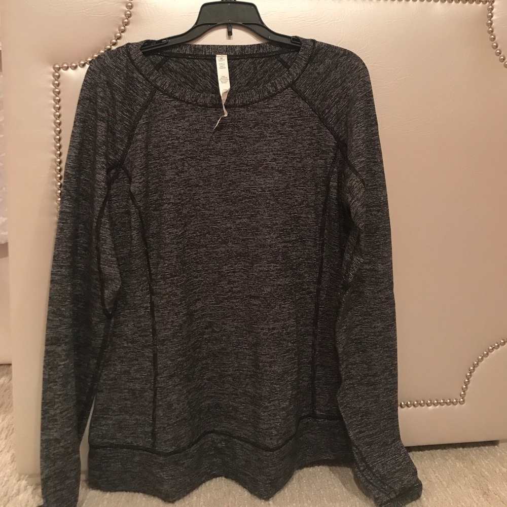 Lulumon pullover