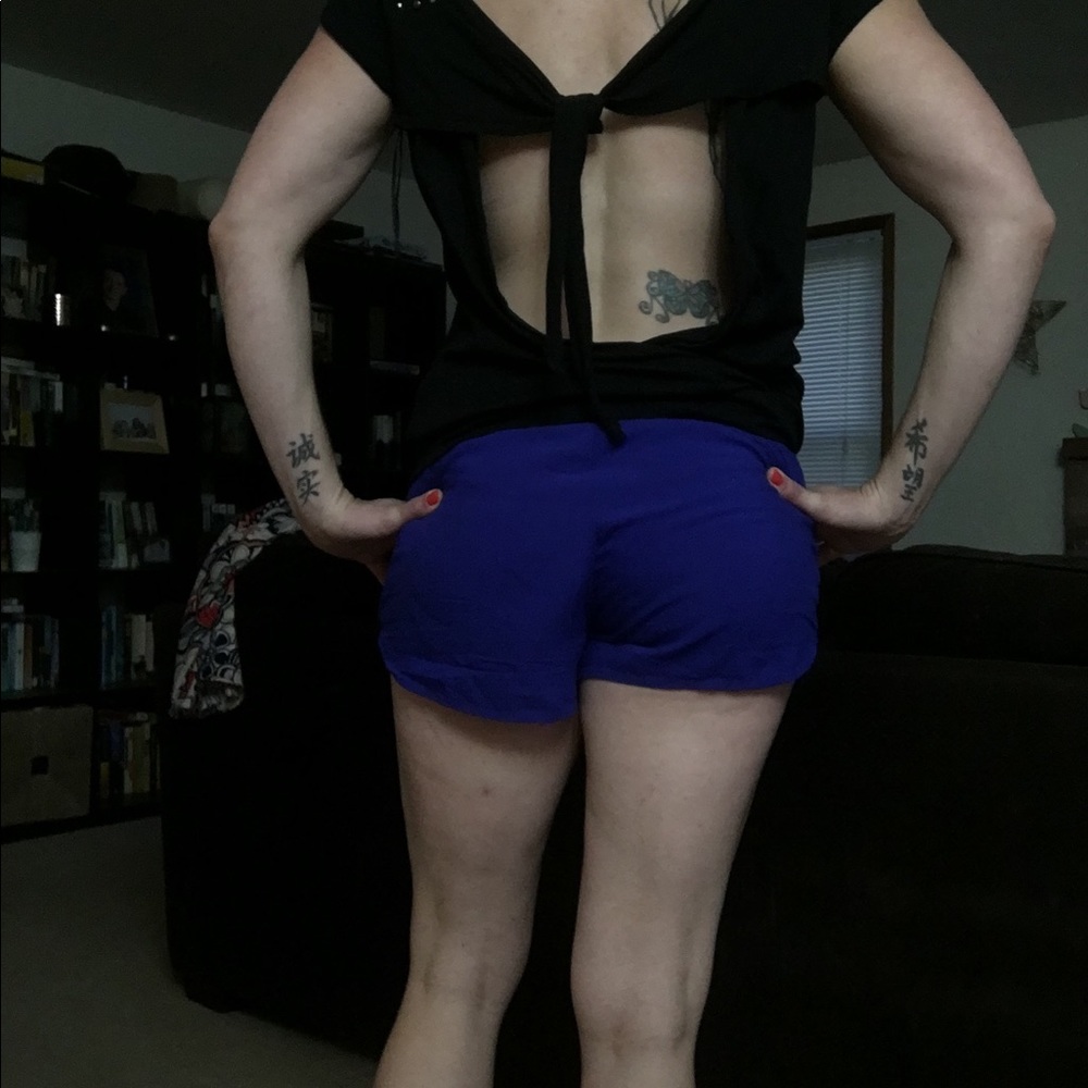 Express black top! - Picture 3 of 6