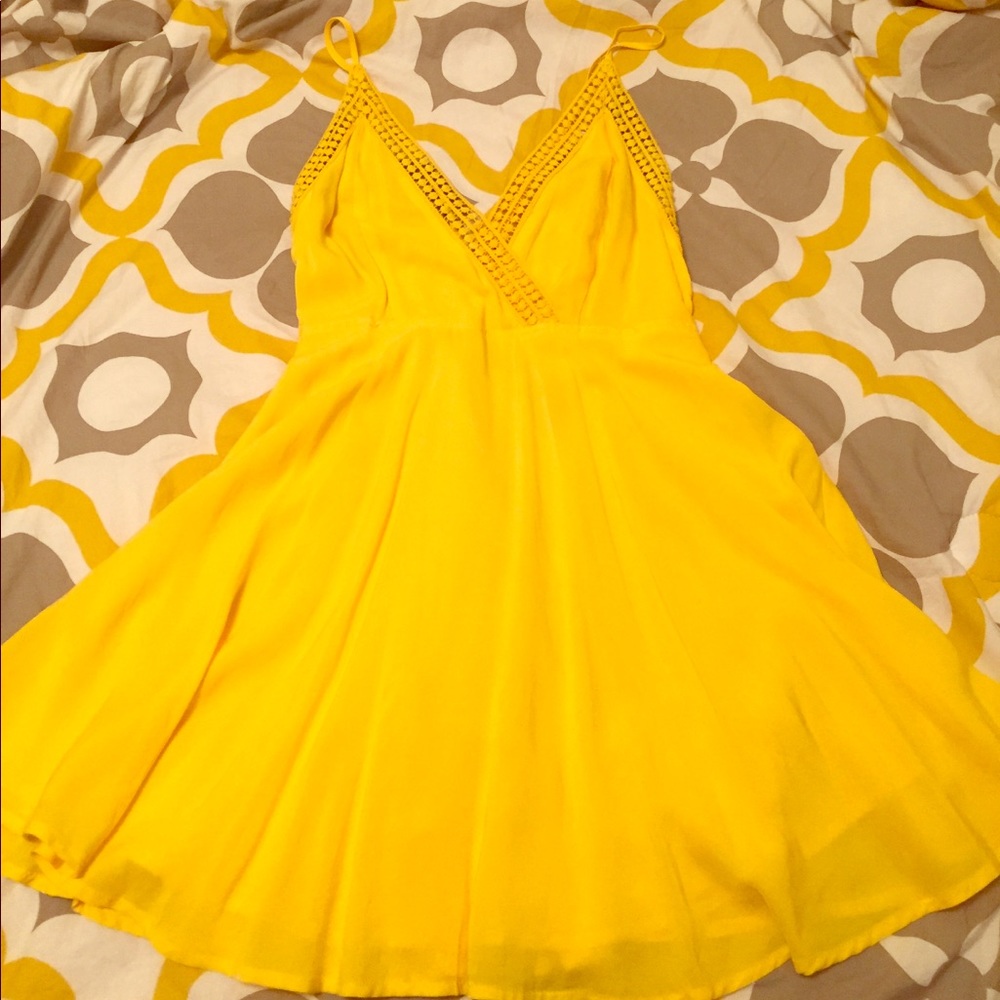 Yellow summer dress!