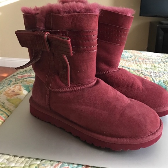 UGG Shoes - UGG (Limited Edition) Boots