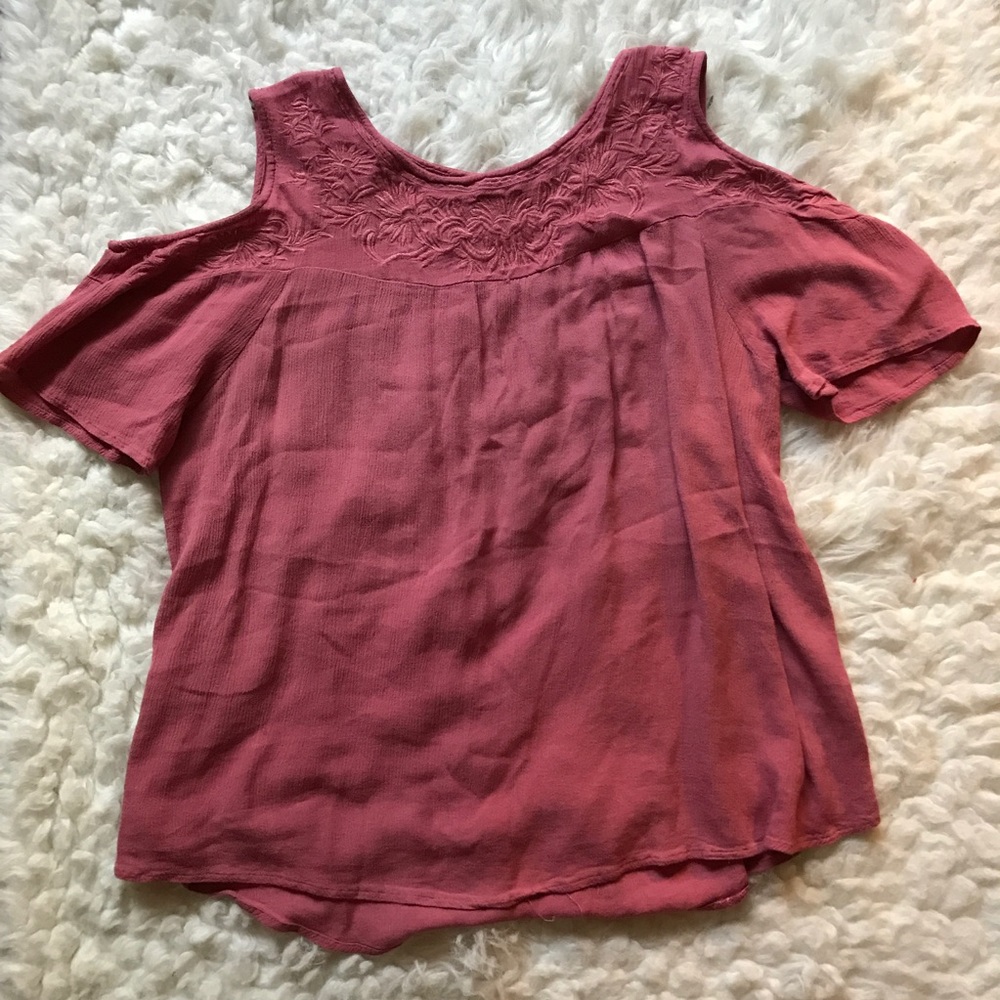 Rue 21 pink cold shoulder blouse