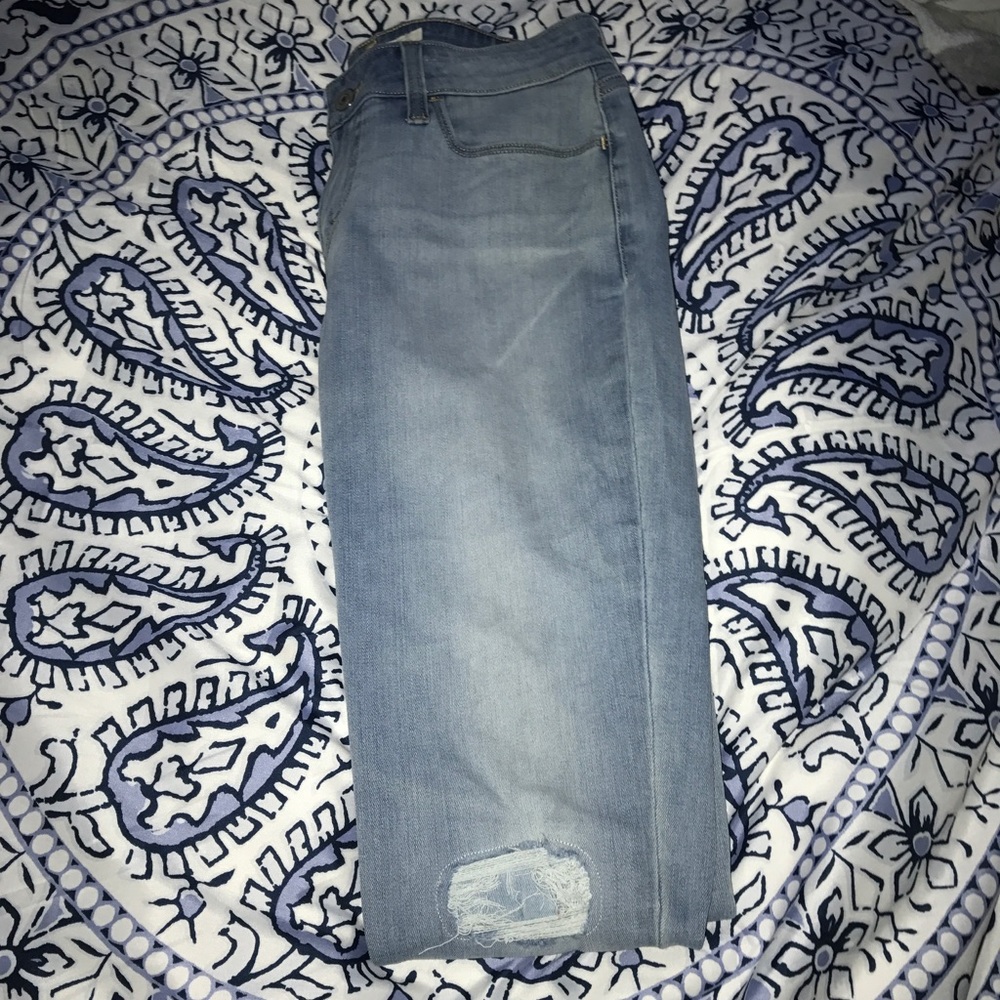 Light wash jeans
