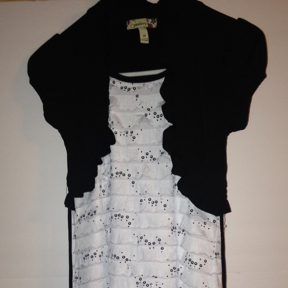 Speechless size 14 black and white