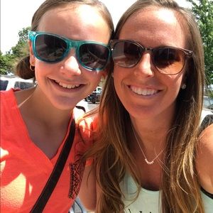 Meet your Posher, Kalee