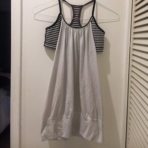 Lululemon workout top.