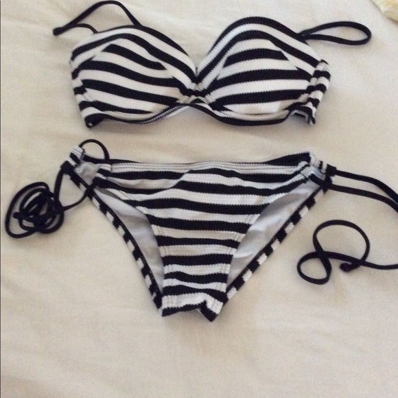 Striped Bikini - Picture 1 of 1