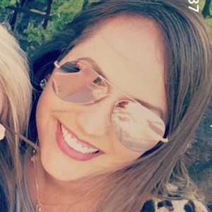 Meet your Posher, Sarah