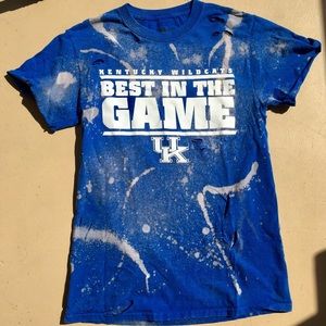University of Kentucky Distressed Shirt