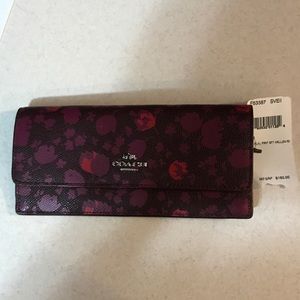 Coach soft wallet