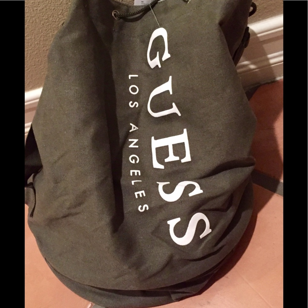 New Guess Gym Bag