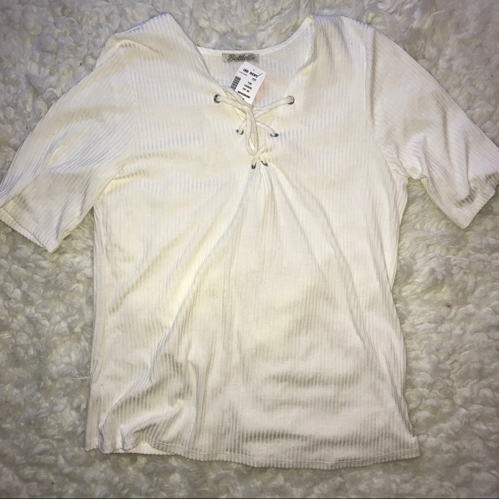 Lace up 3/4 sleeved top