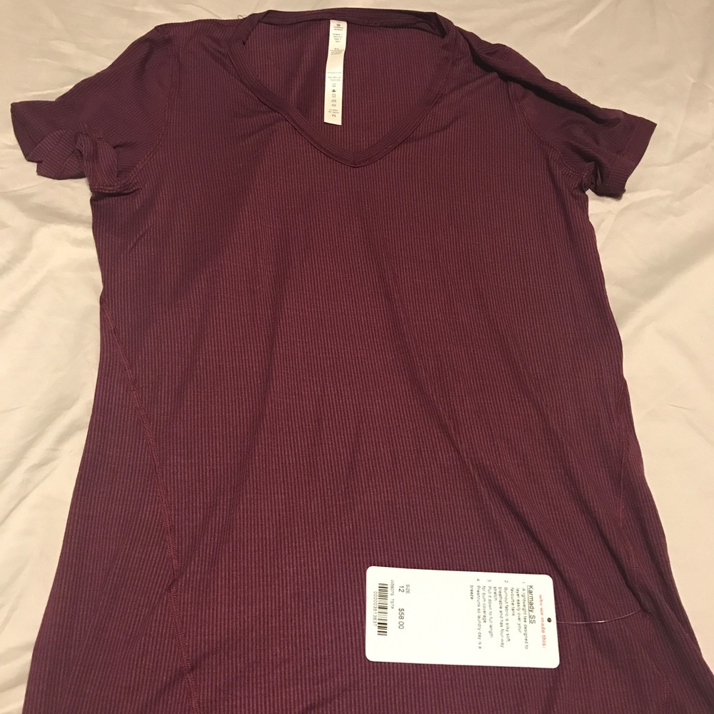 **NEW** Lululemon t-shirt