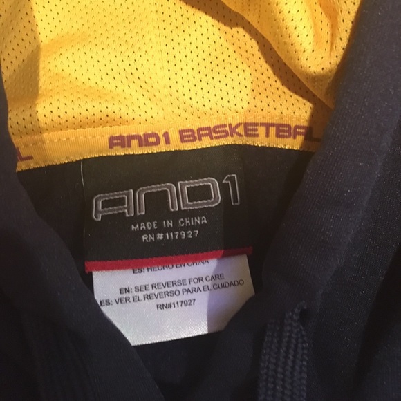 AND-ONE Sweatshirt - Picture 2 of 2