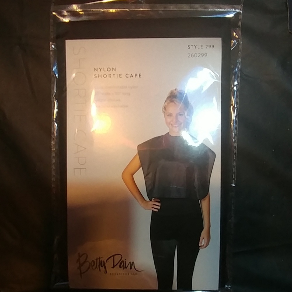 Betty Dain Salon Cape